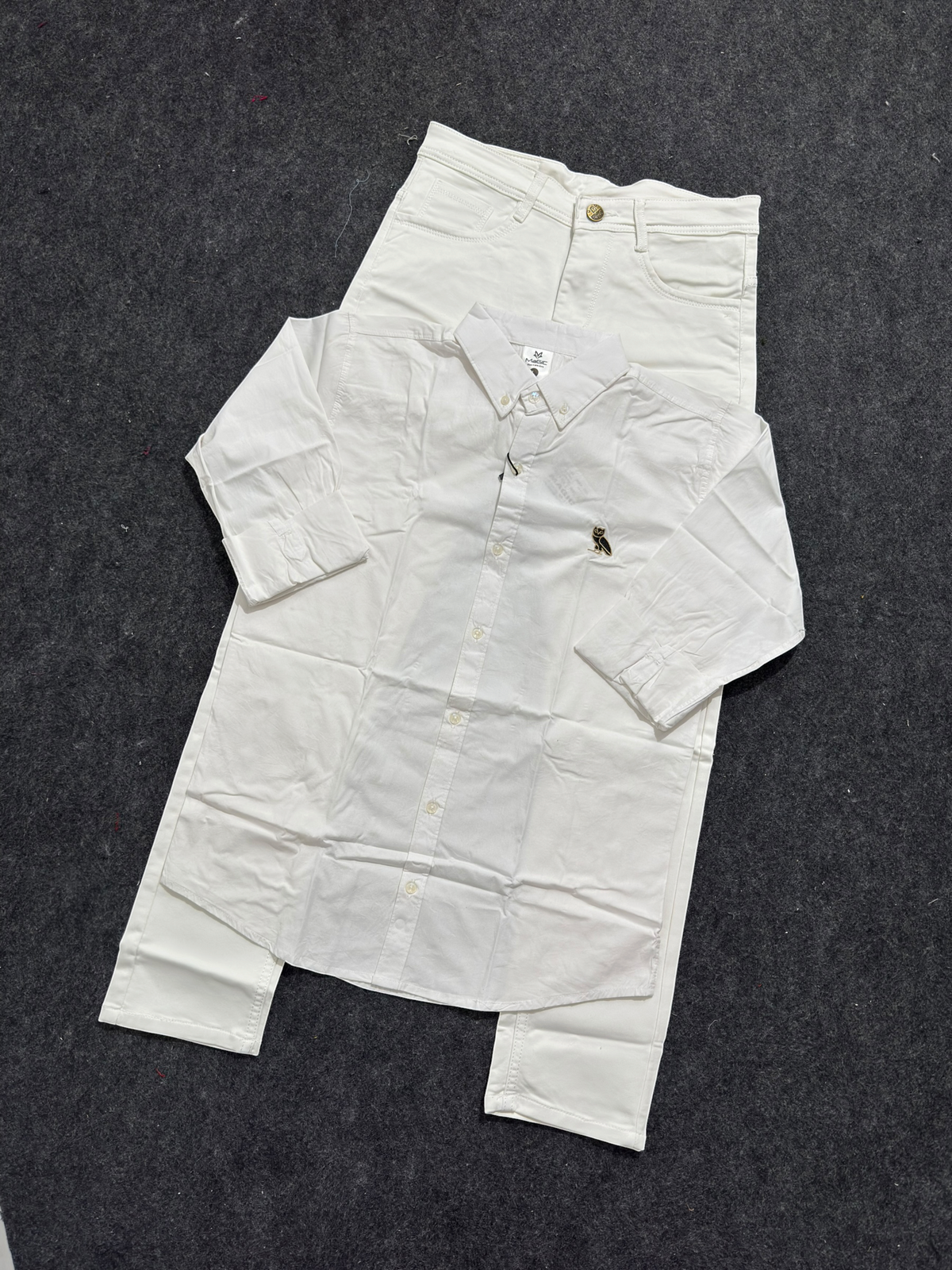 Premium plain shirt pure white Jeans