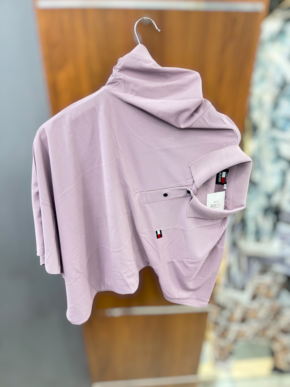 Half sleeve caller T-shirt Tommy