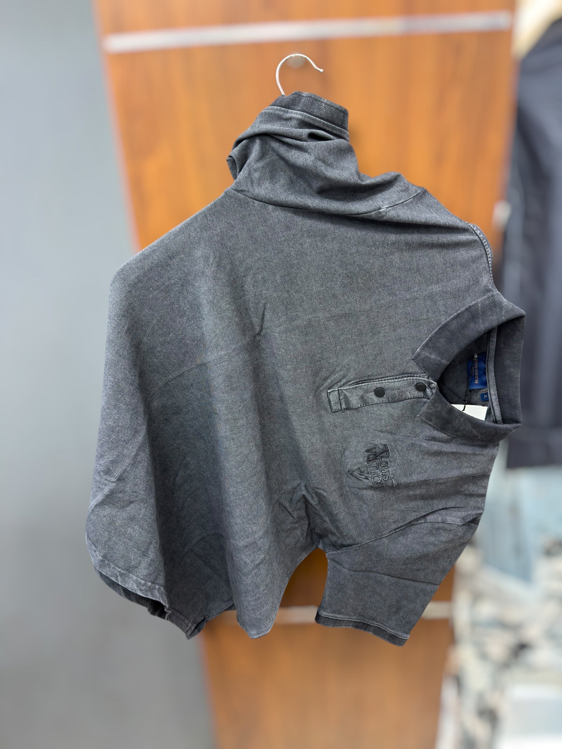 Hlaf sellve T-shirt