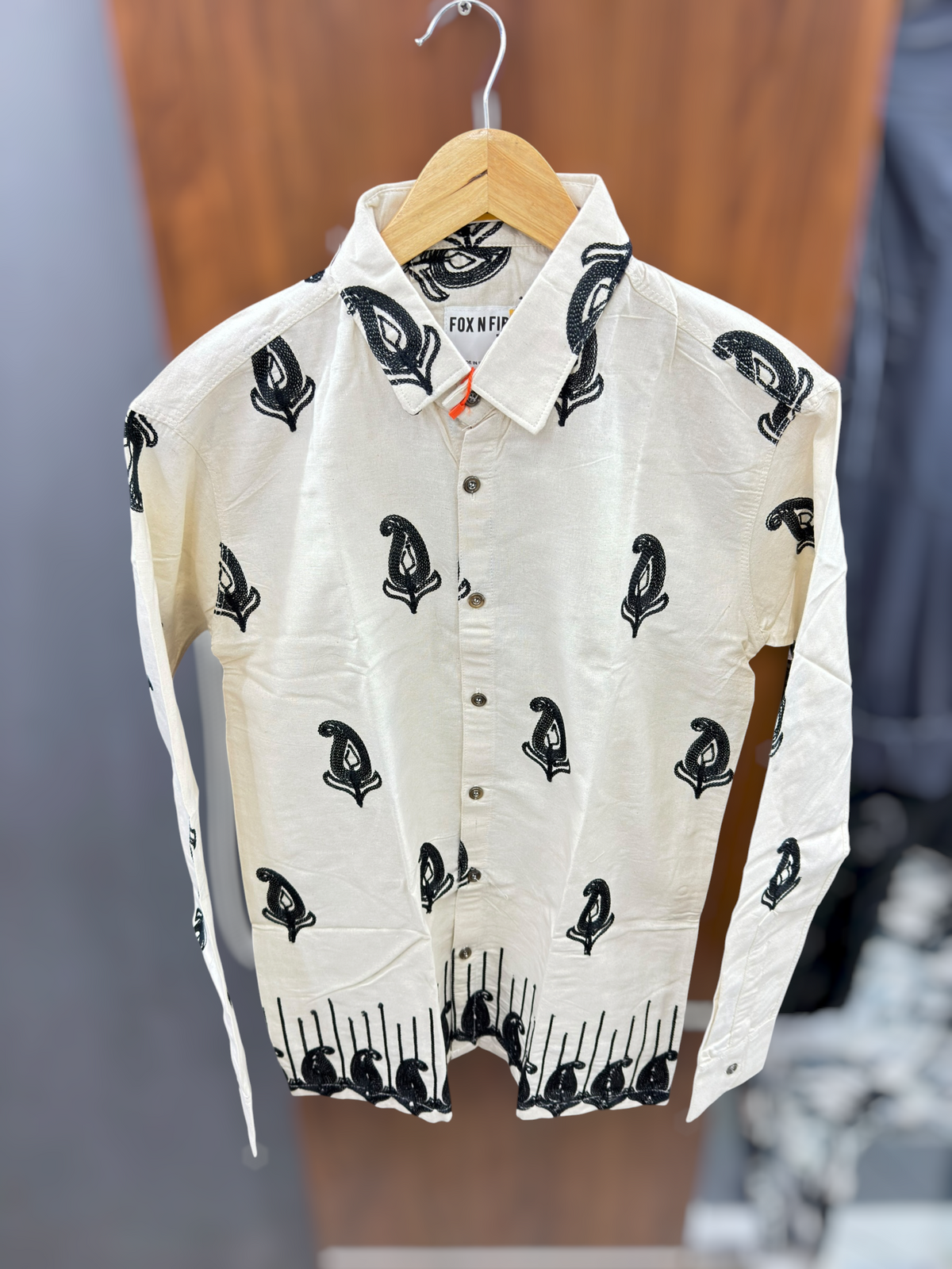 Embroidery shirt full sleeve