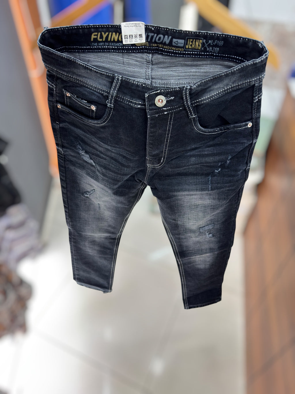 Damage Jeans