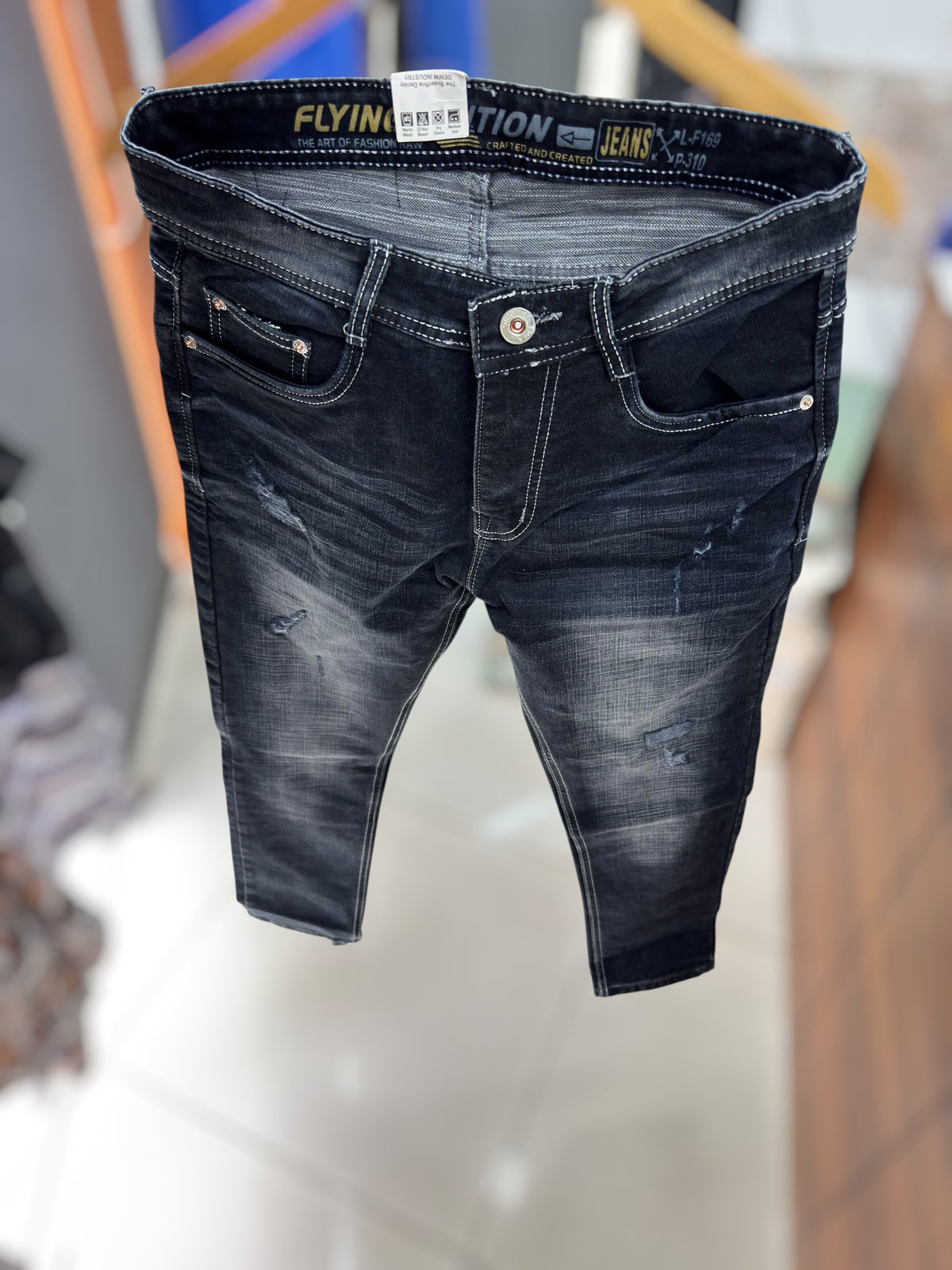 Damage Jeans