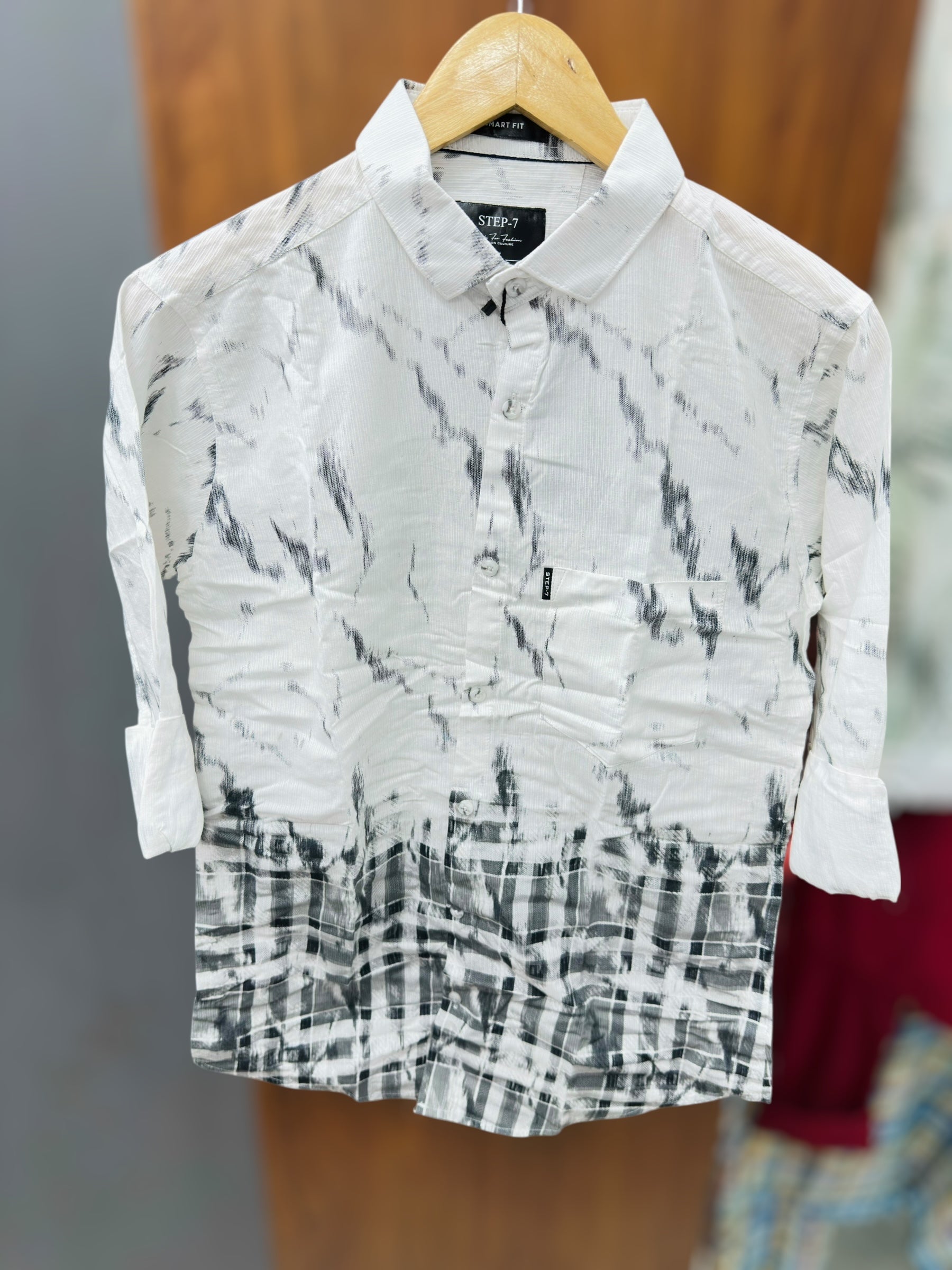 Dual color chex shirt