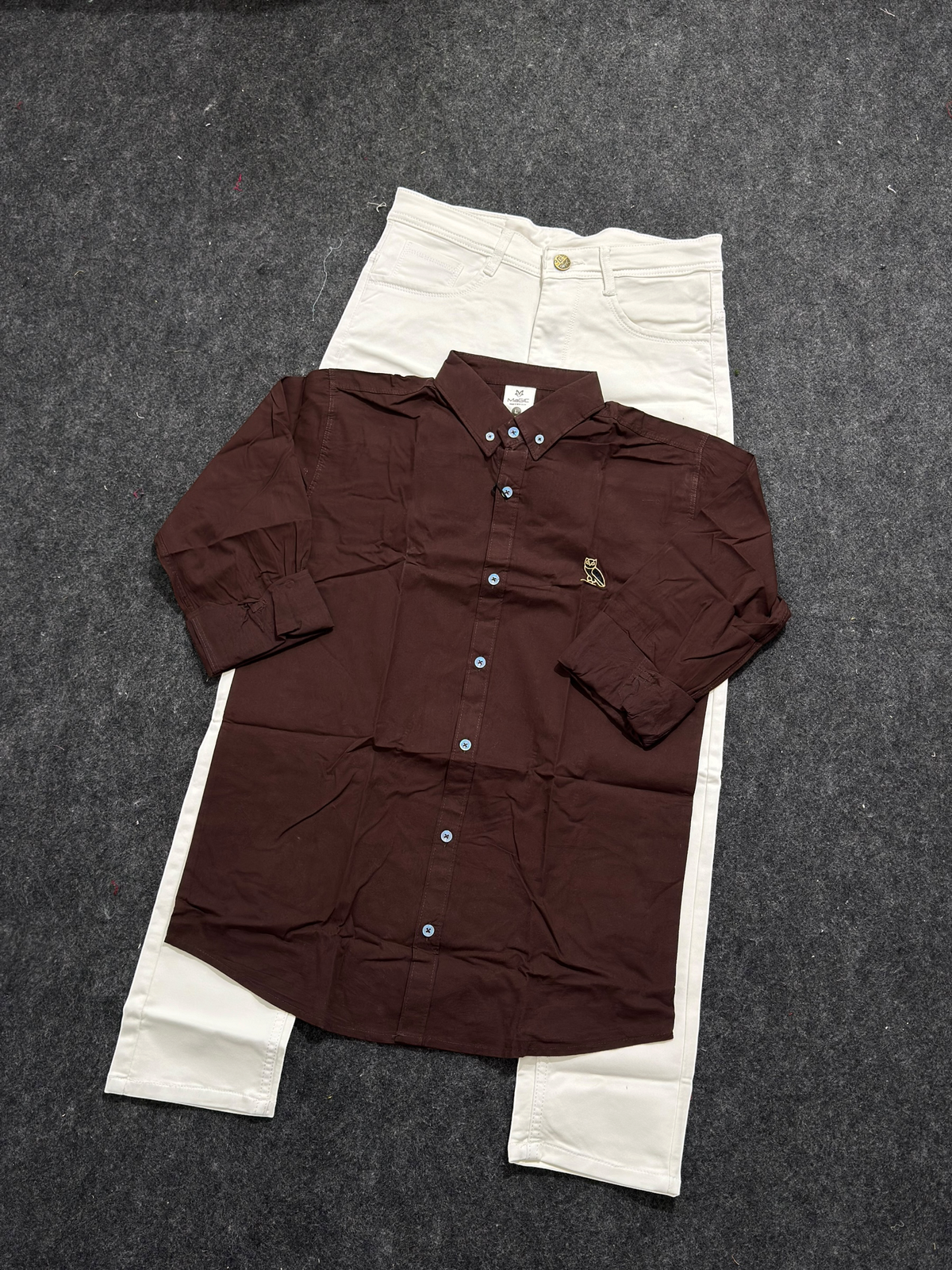 Premium plain shirt pure white Jeans
