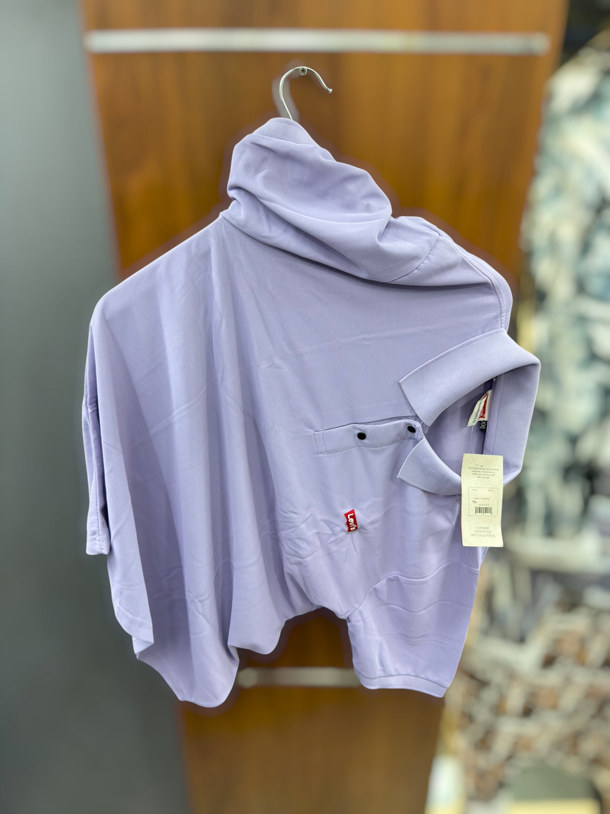 Half sleeve caller T-shirt Levis