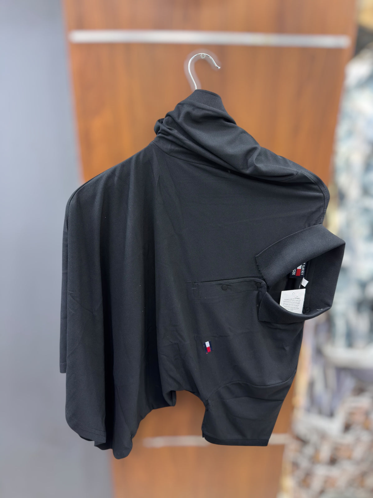 Half sleeve caller T-shirt Tommy